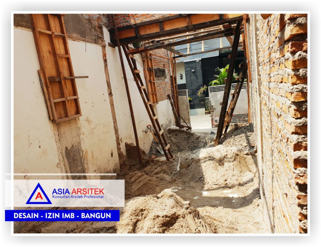 Kunjungan 6 Agustus 2018 Realisasi Proyek Rumah Klasik Modern 2 Lantai Bu Melany - Jakarta Timur