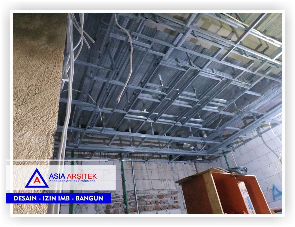 proses-pemasangan-rangka-plafon-2