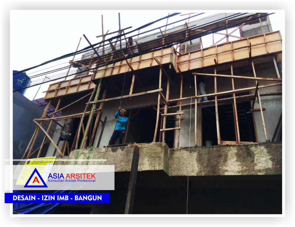 proses-pengerjaan-area-depan-rumah-lantai-3