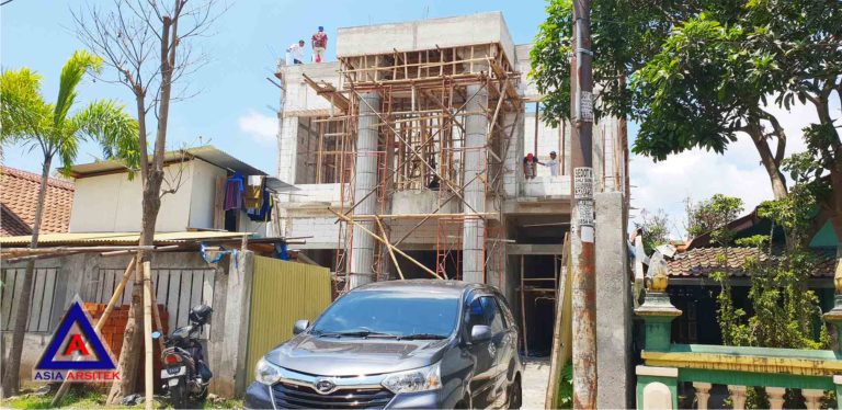 Proses Pembuatan Pilar Jasa Desain Rumah Klasik/Classic Mewah Pak Wagiyanto Di Yogyakarta