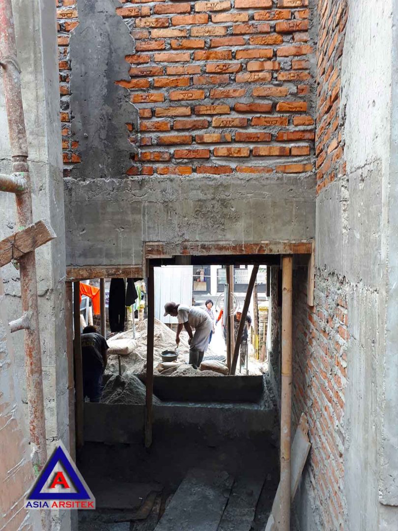 Foto Projek Desain Rumah Klasik/Classic Bu Maudy Di Bekasi