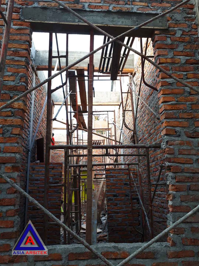 Foto Projek Desain Rumah Klasik/Classic Bu Maudy Di Bekasi
