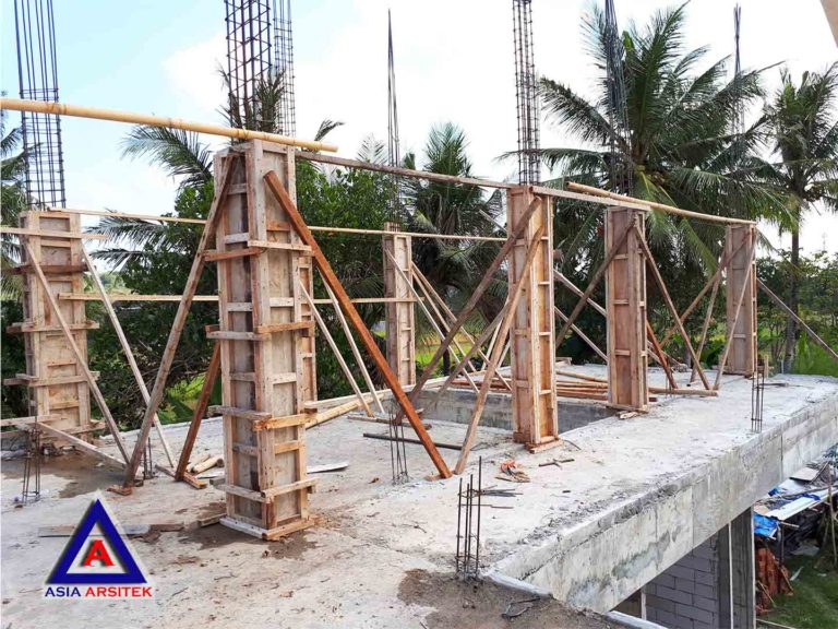 Pemasangan Bekisting Kolom Jasa Desain Rumah Klasik/Classic Mewah Pak Wagiyanto Di Yogyakarta