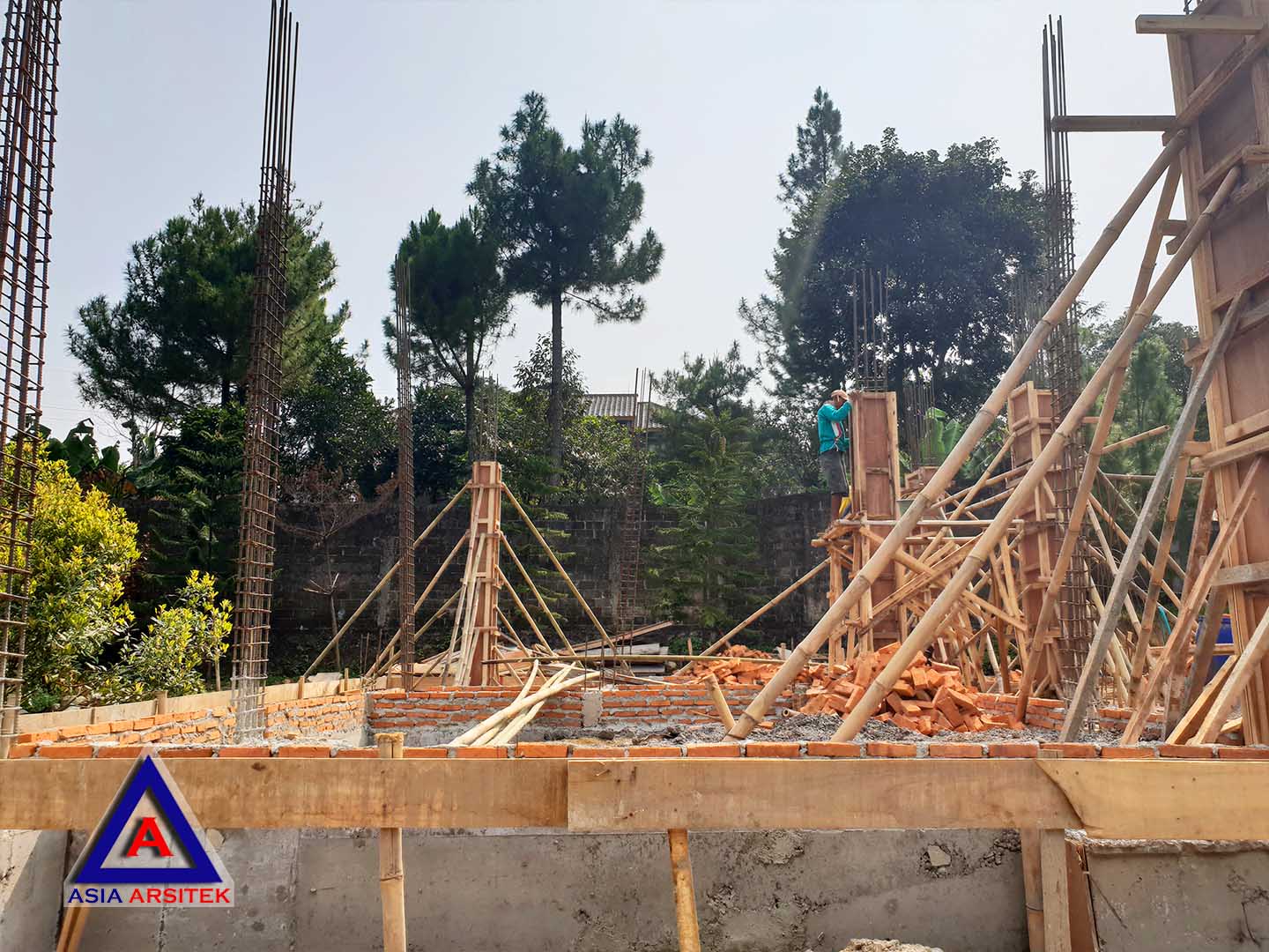 Foto Projek Desain Villa Mewah Bu Kartini Di Sentul Bogor