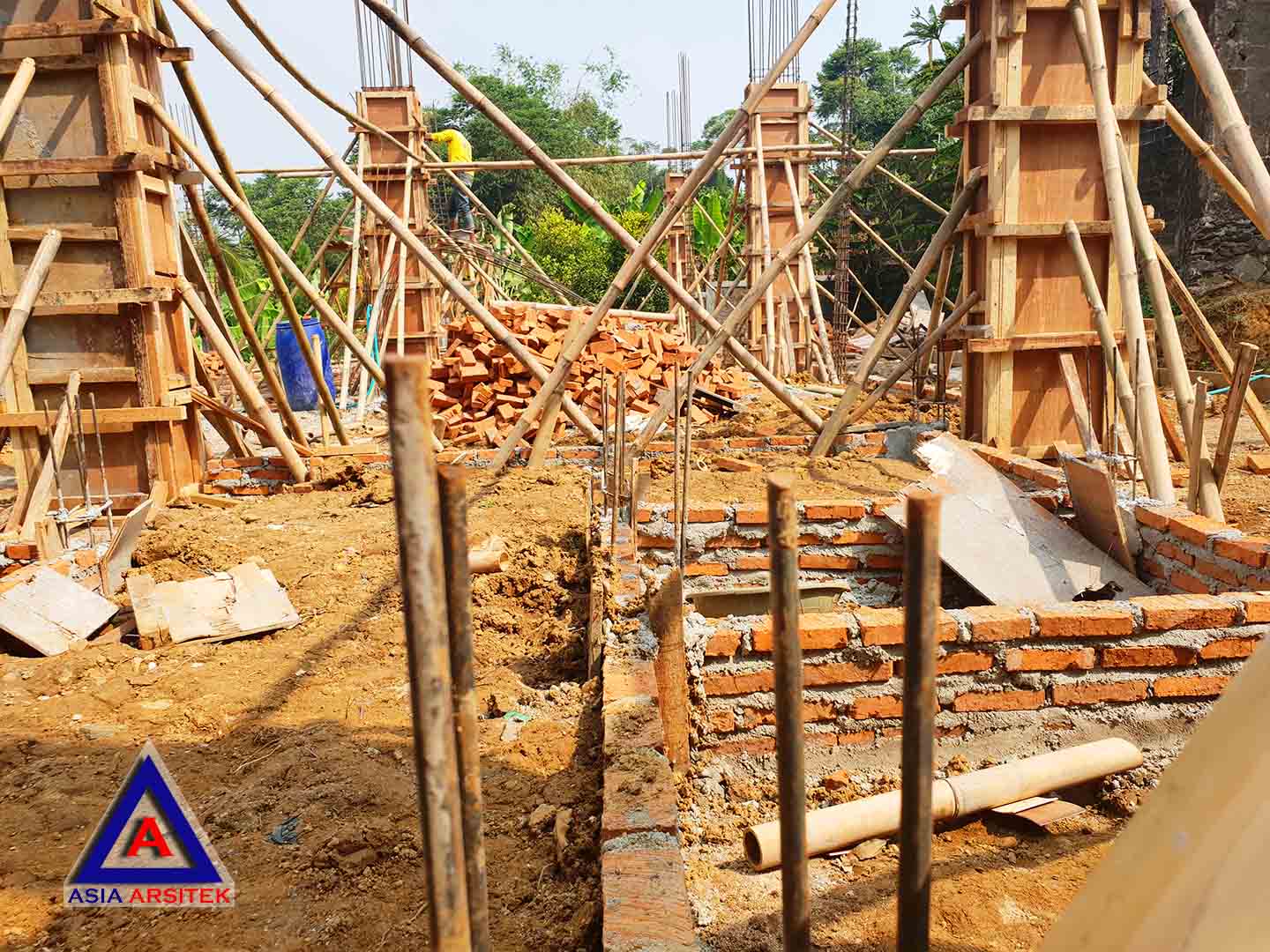 Foto Projek Desain Villa Mewah Bu Kartini Di Sentul Bogor