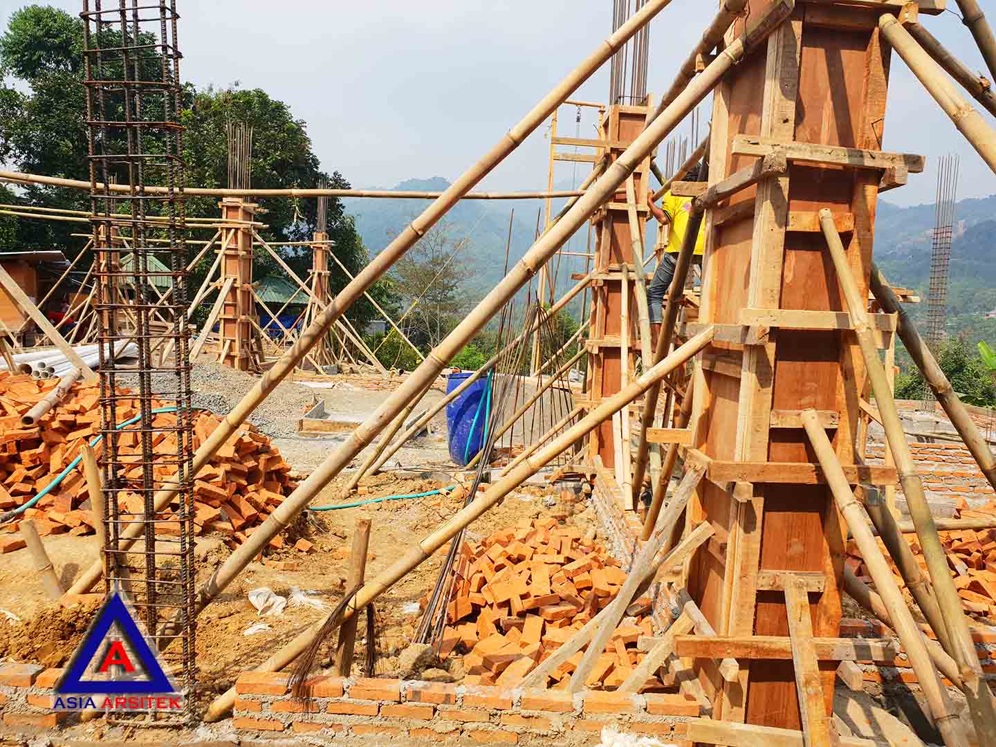 Foto Projek Desain Villa Mewah Bu Kartini Di Sentul Bogor