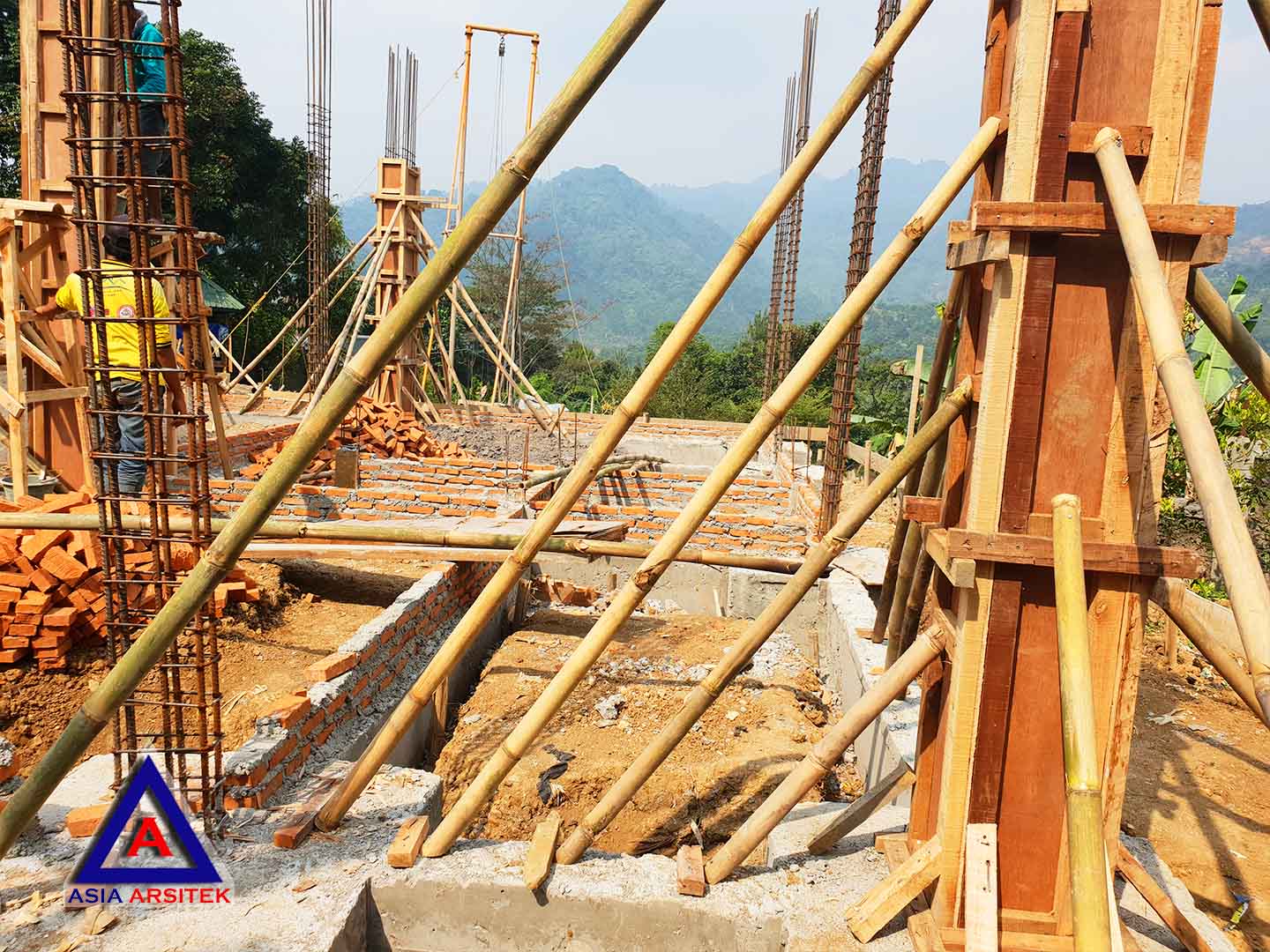Foto Projek Desain Villa Mewah Bu Kartini Di Sentul Bogor