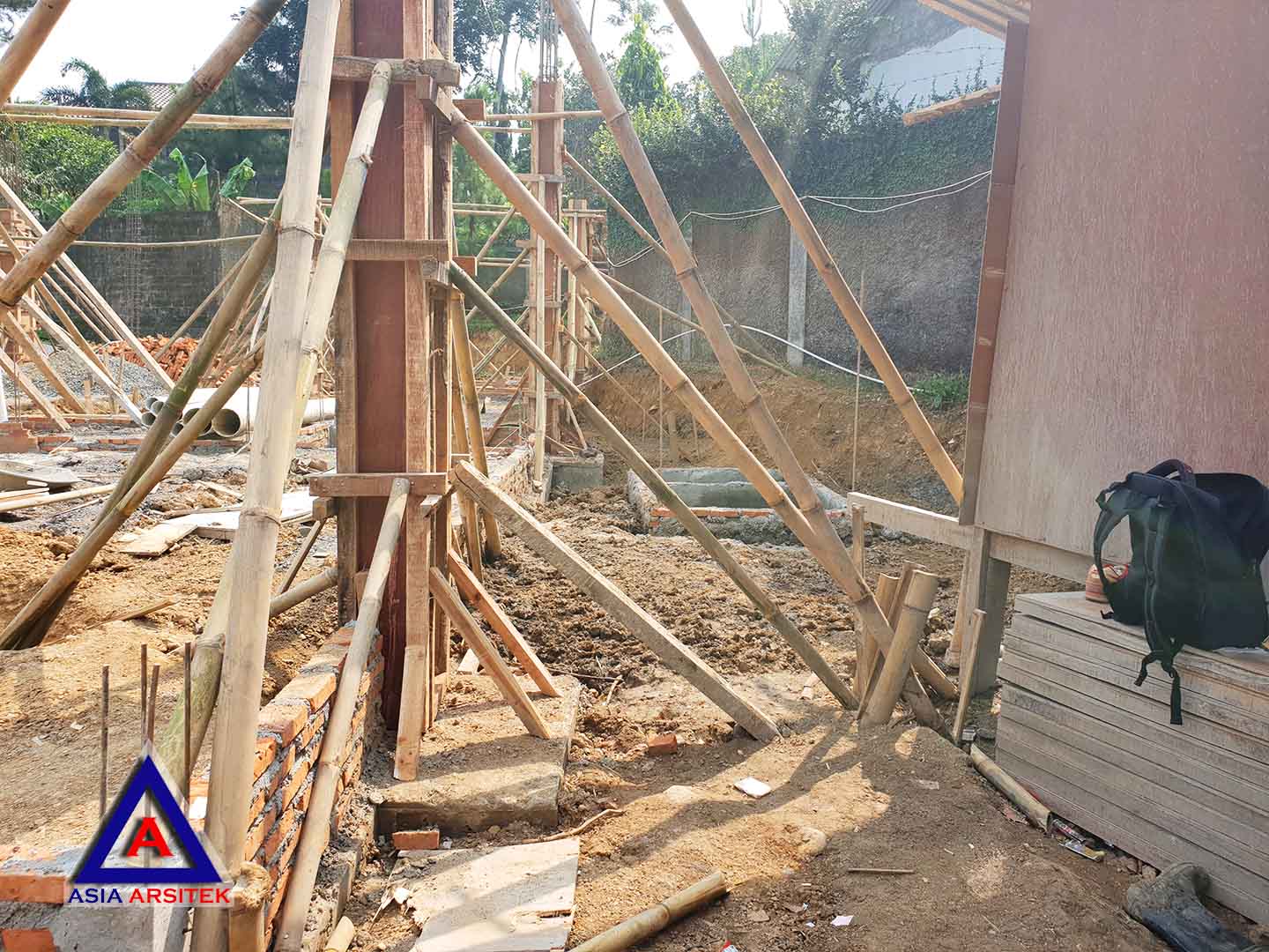 Foto Projek Desain Villa Mewah Bu Kartini Di Sentul Bogor