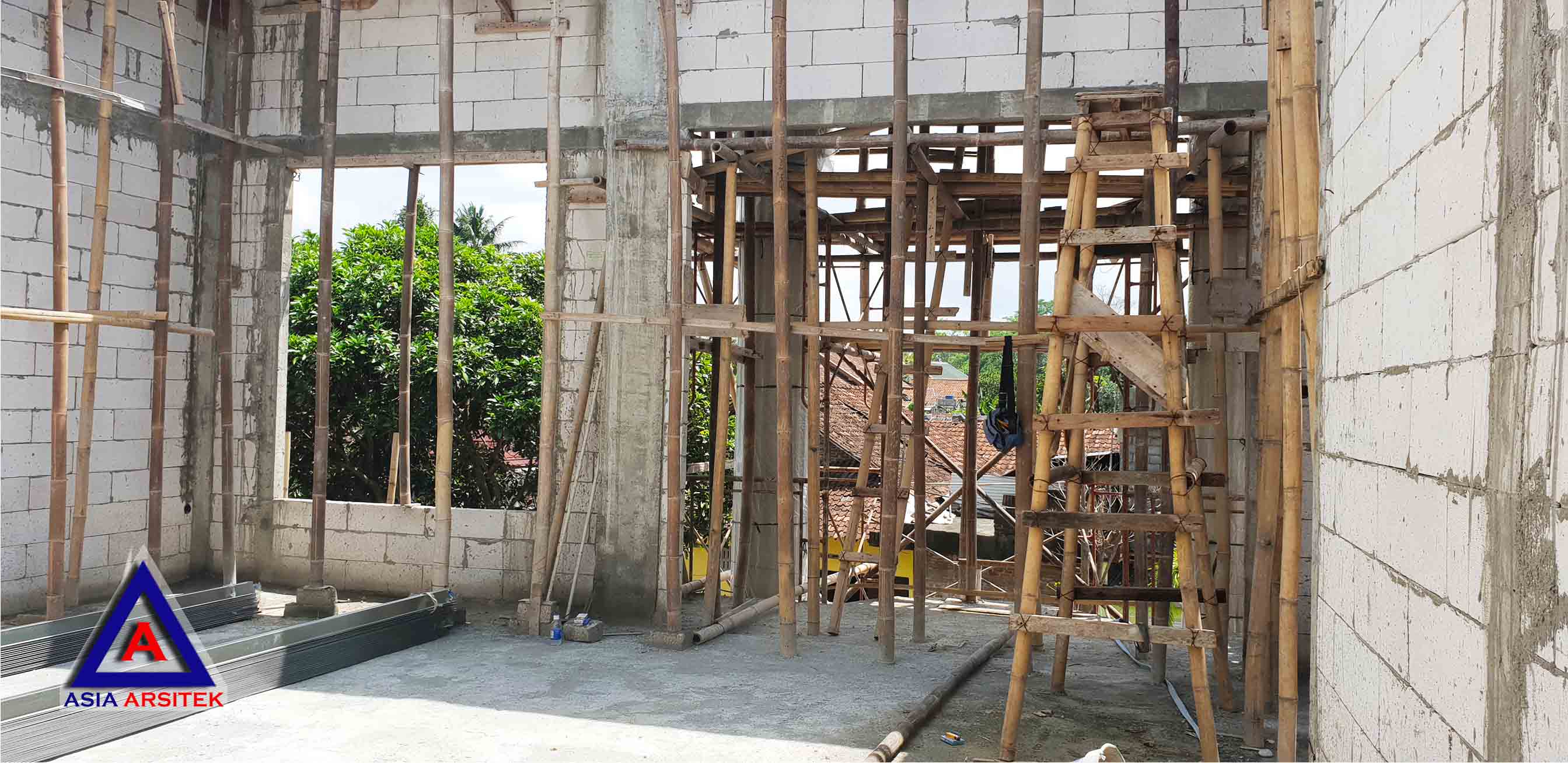 Foto Projek Desain Rumah Klasik/Classic Mewah Pak Wagiyanto Di Yogyakarta
