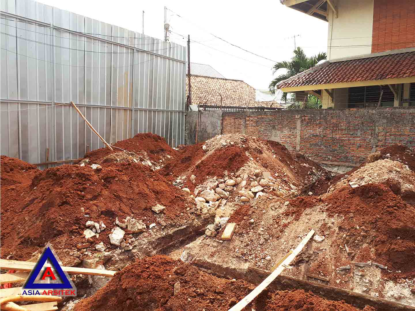 Foto Projek Desain Rumah Klasik/Classic Mewah Bu Elisa Di Jakarta Timur