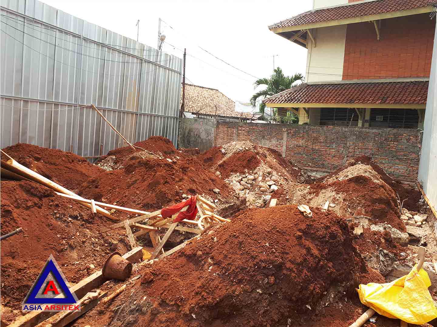 Foto Projek Desain Rumah Klasik/Classic Mewah Bu Elisa Di Jakarta Timur