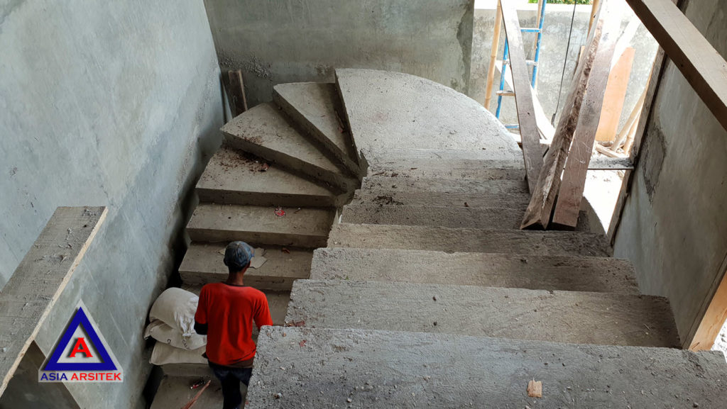 Proses Pembuatan Tangga Jasa Desain Rumah Klasik/Classic Mewah Bu Iis Di Bandung