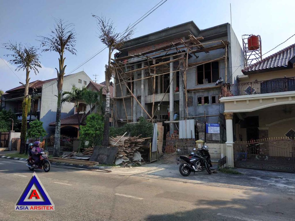 Foto Projek Desain Rumah Klasik/Classic Bu Maudy Di Bekasi