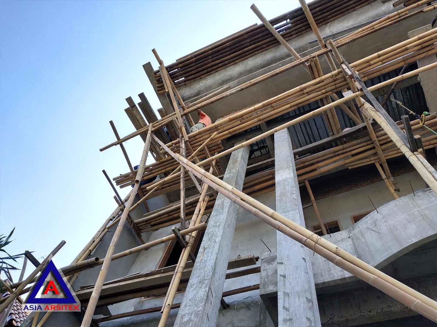 Foto Projek Desain Rumah Klasik/Classic Bu Maudy Di Bekasi