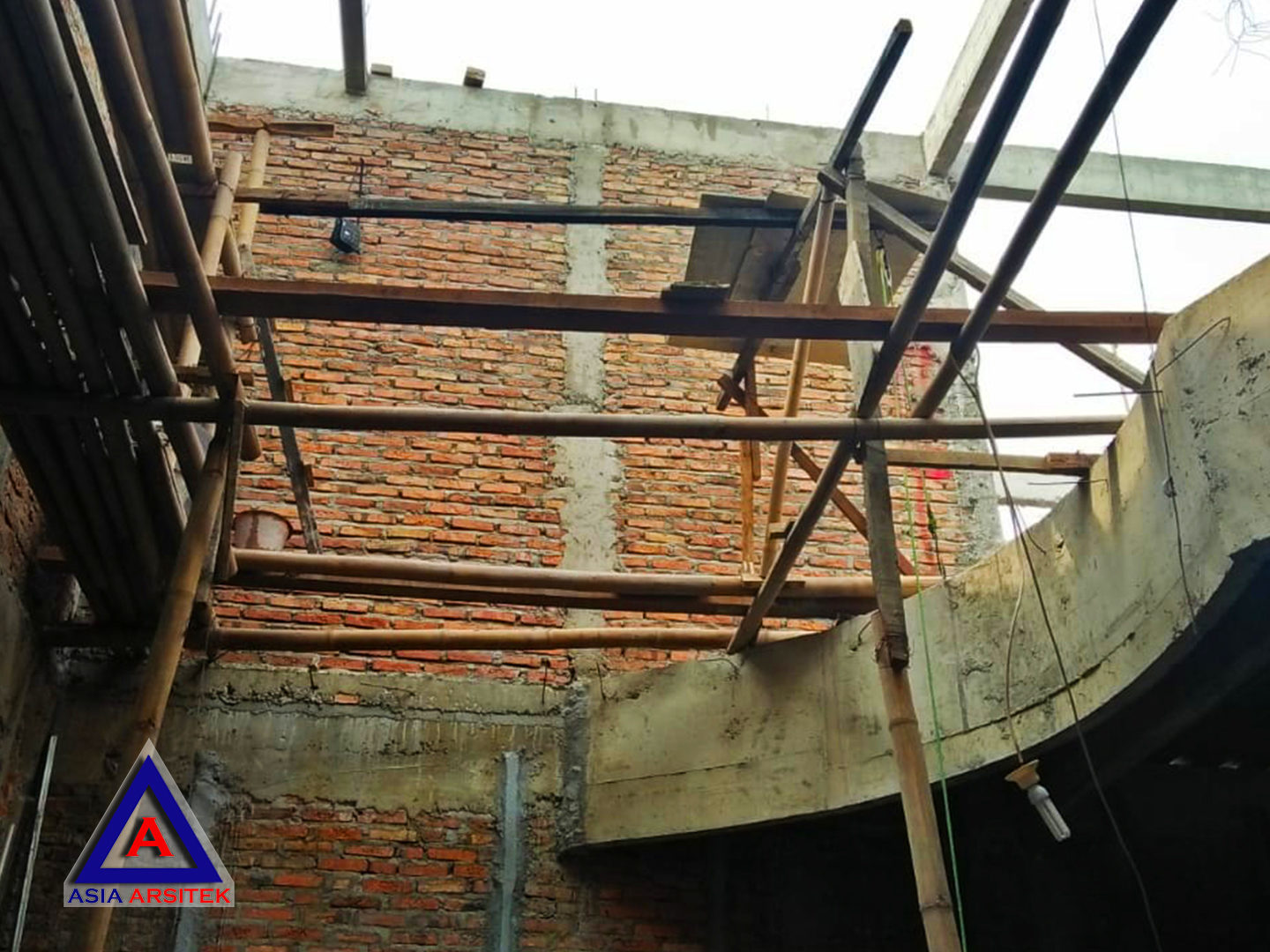 Foto Projek Desain Rumah Klasik/Classic Bu Maudy Di Bekasi
