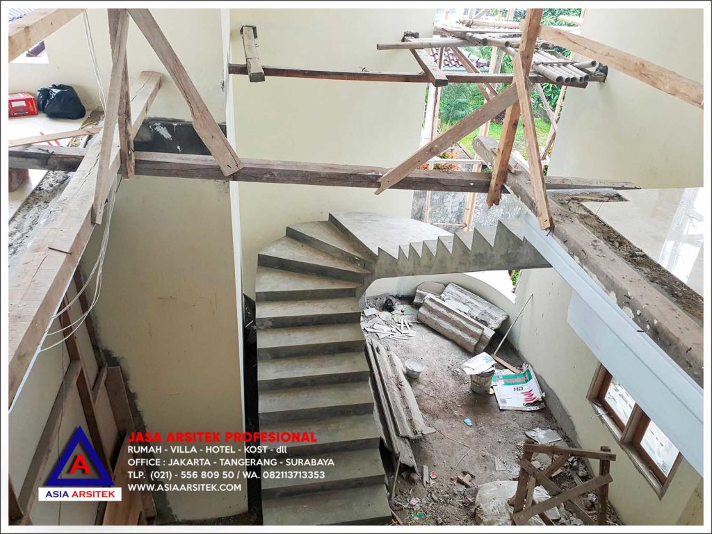 Proses Pembuatan Tangga Rumah Mewah Klasik