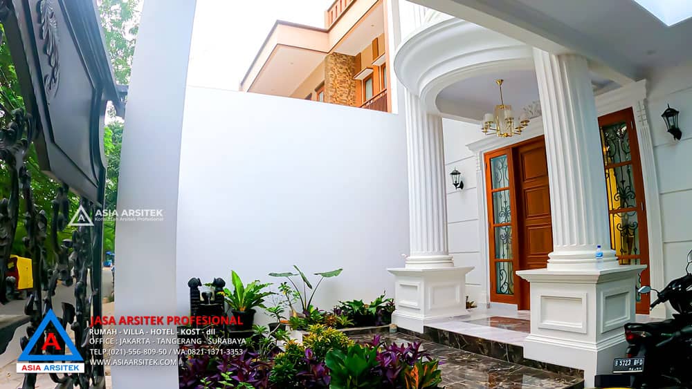 Pembangunan Rumah Klasik 2 Lantai 9x20 m di Jakarta Barat Teras