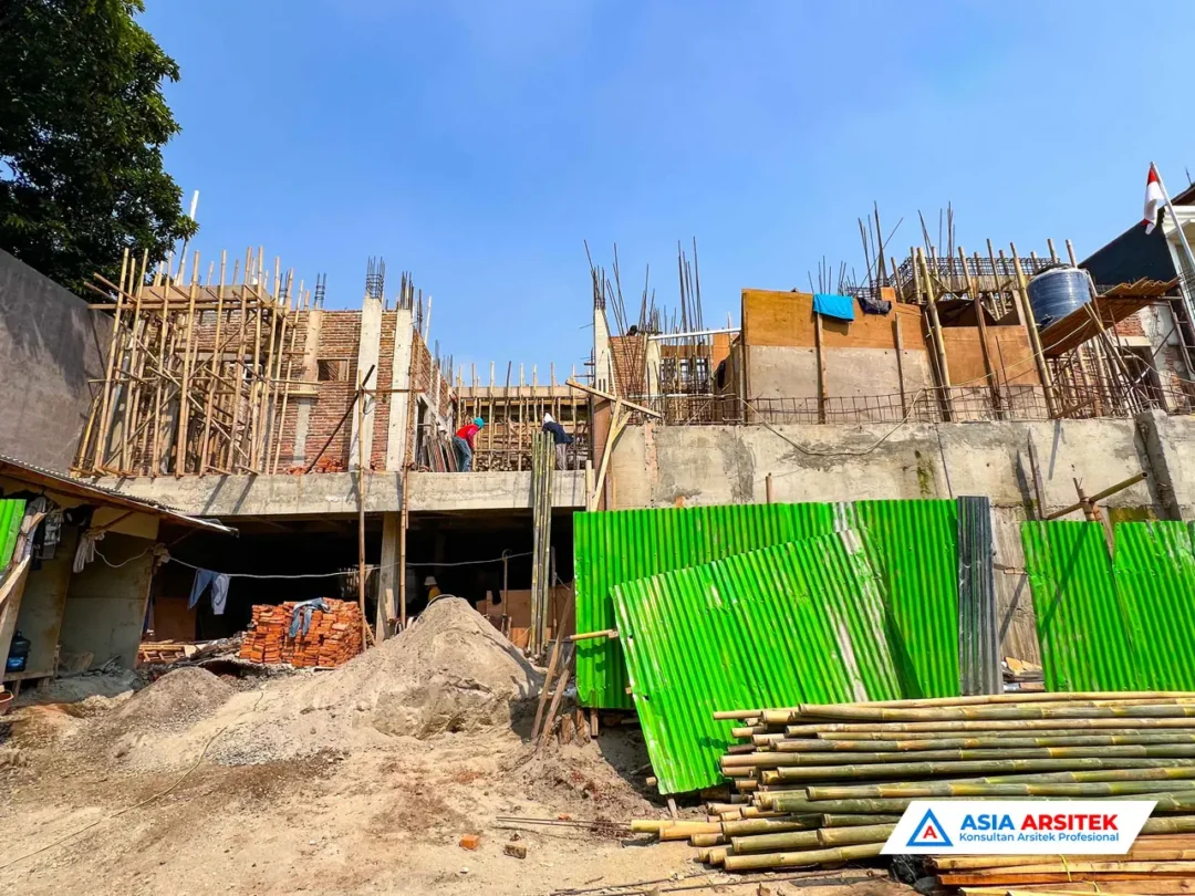 Pembangunan Rumah Tinggal Mewah Klasik 2 Lantai Di Cibubur depan