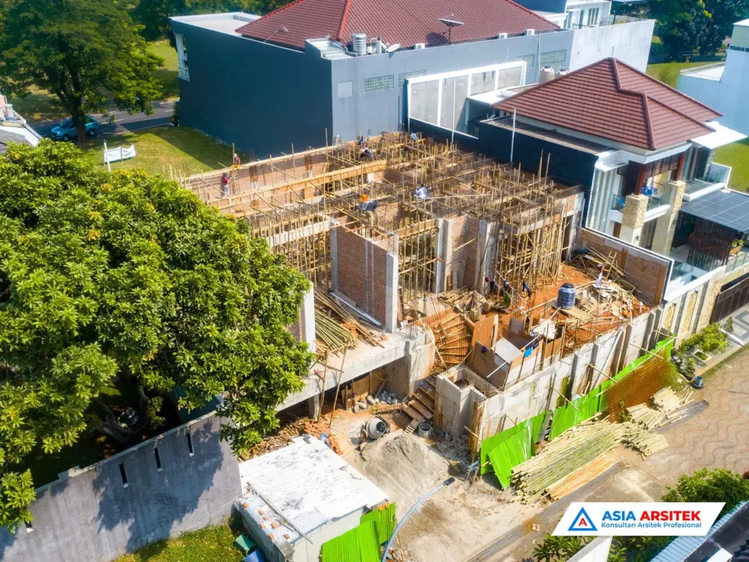 Pembangunan Rumah Tinggal Mewah Klasik 2 Lantai Di Cibubur atas kiri