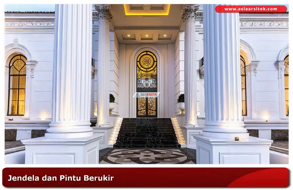 jendela dan pintu berukir pada rumah klasik