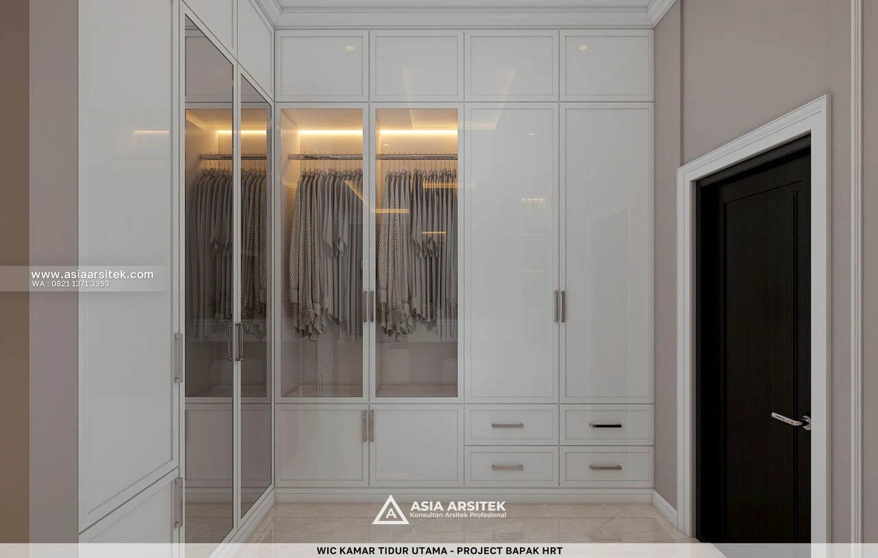 Desain Walk In Closet Kamar Tidur Utama Rumah Tropis 2 Lantai Bapak HRT Bogor Jawa Barat