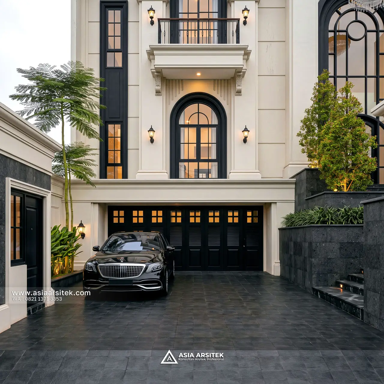 Desain Carport Rumah Klasik Modern 2 Lantai Bapak RR di BSD City Tangerang Selatan
