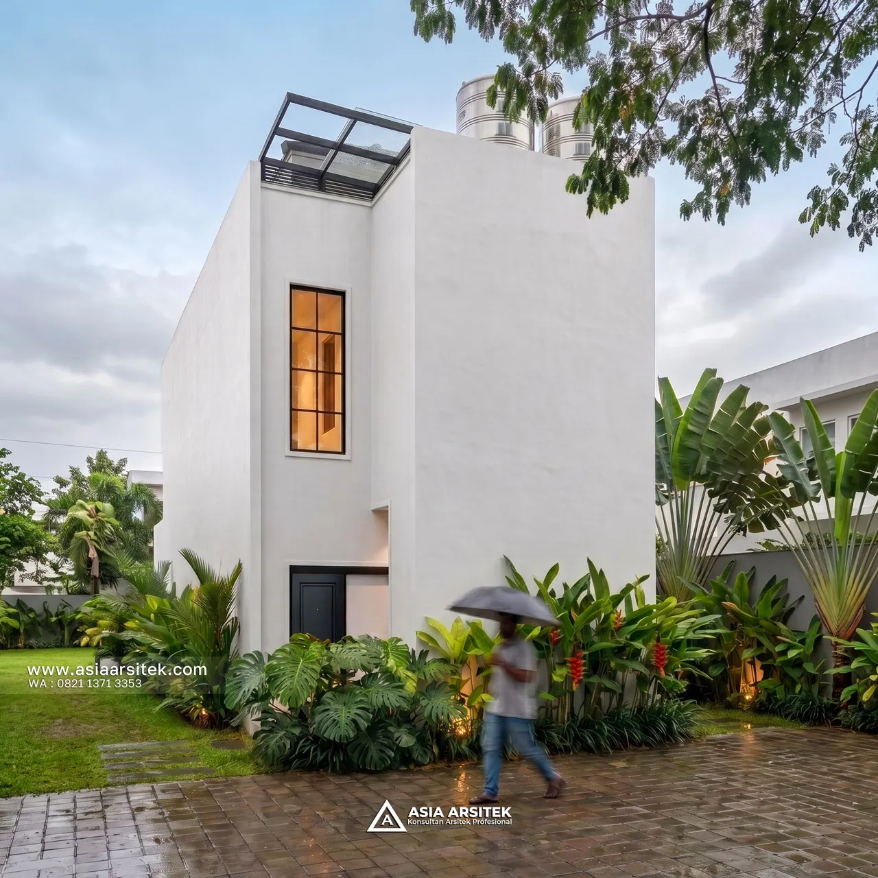 Desain Tampak Belakang Rumah Modern Klasik 2 Lantai Ibu Bella di Tanjung Priok Jakarta Utara