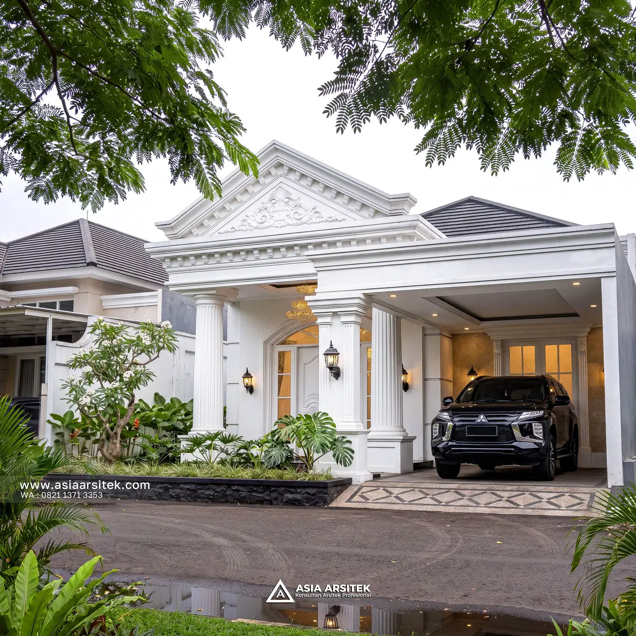 Desain Tampak Fasad Depan Perumahan Klasik 1 Lantai Pak NRH di Banjarbaru Kalimantan Selatan