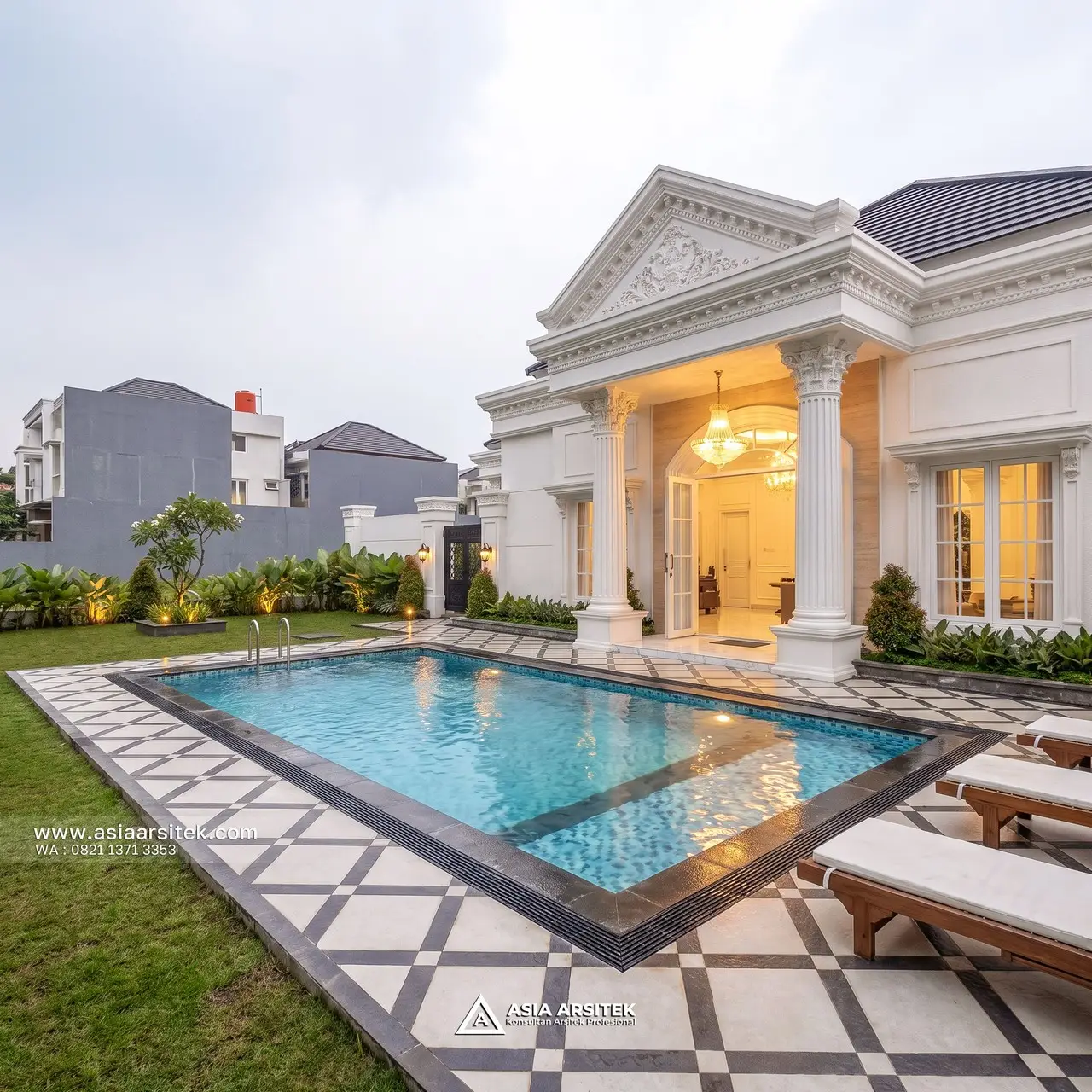 Desain Kolam Renang Elegan Rumah Klasik 1 Lantai Bapak DV di Pulang Pisau Kalimantan Tengah