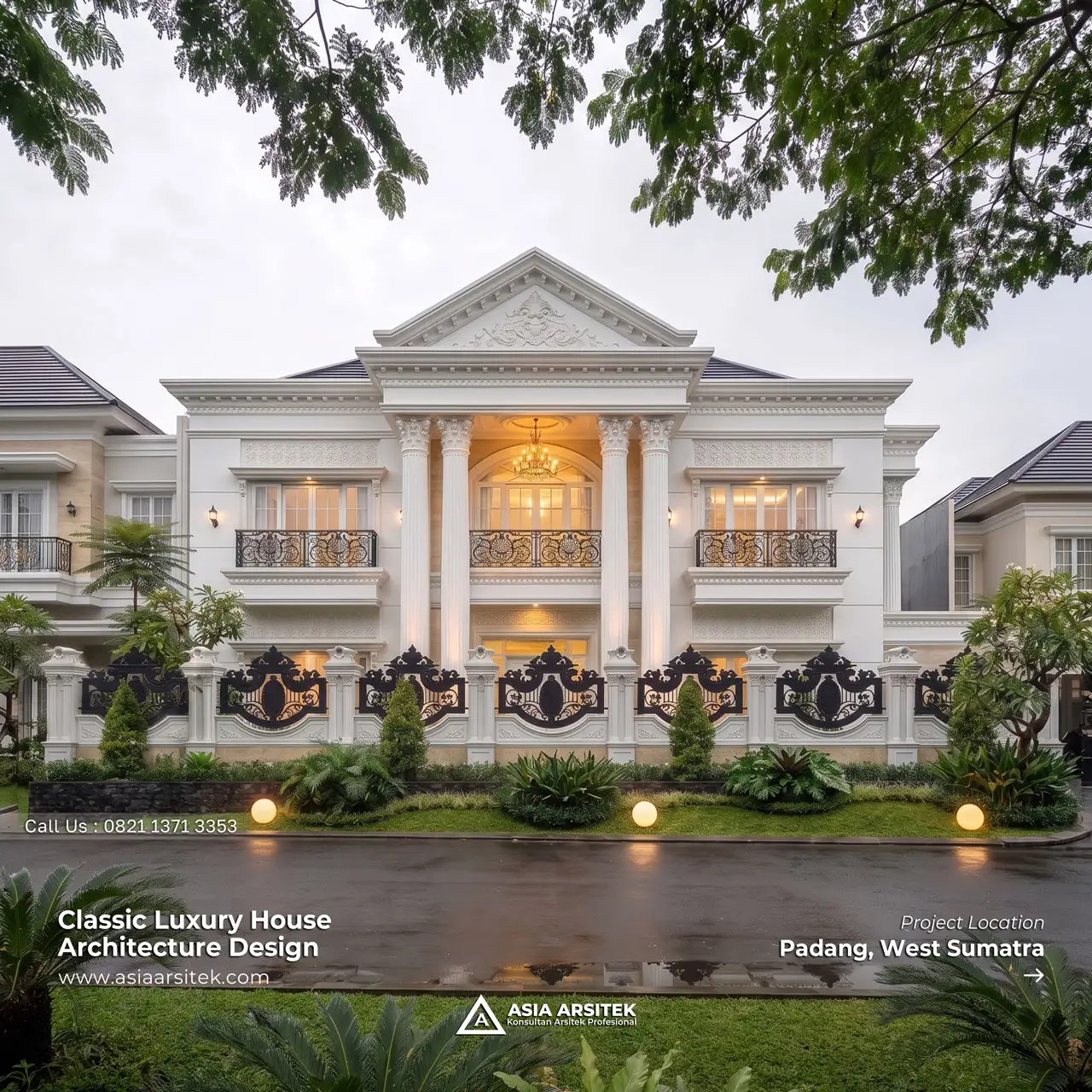 Desain Rumah Klasik 2 Lantai Bapak FDL di Padang Sumatra Barat
