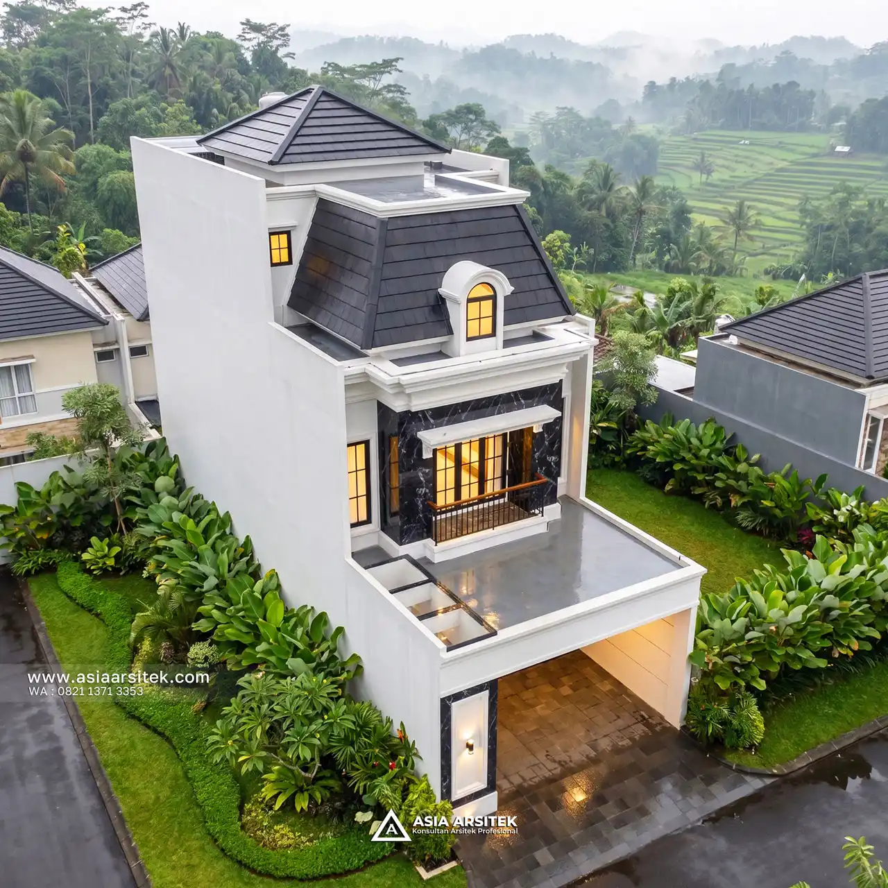 Desain Tampak Atas Rumah Tropis 3 Lantai Ibu CFN di Serpong Utara Tangerang