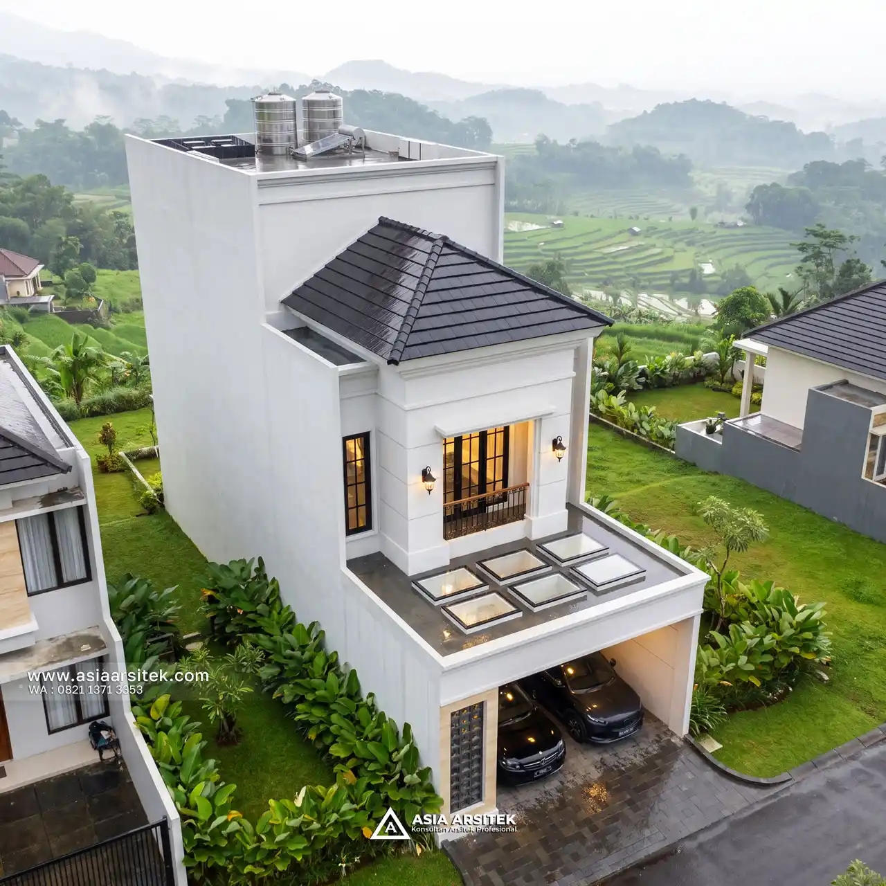 Desain Tampak Atas Rumah Tropis 3 Lantai Ibu CHF di Kelapa Indah Tangerang