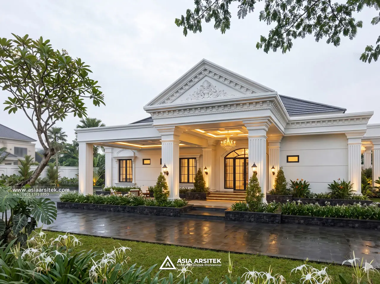 Desain Tampak Samping Kiri Rumah Klasik 1 Lantai Bapak NKH di Pangkal Pinang Bangka Belitung