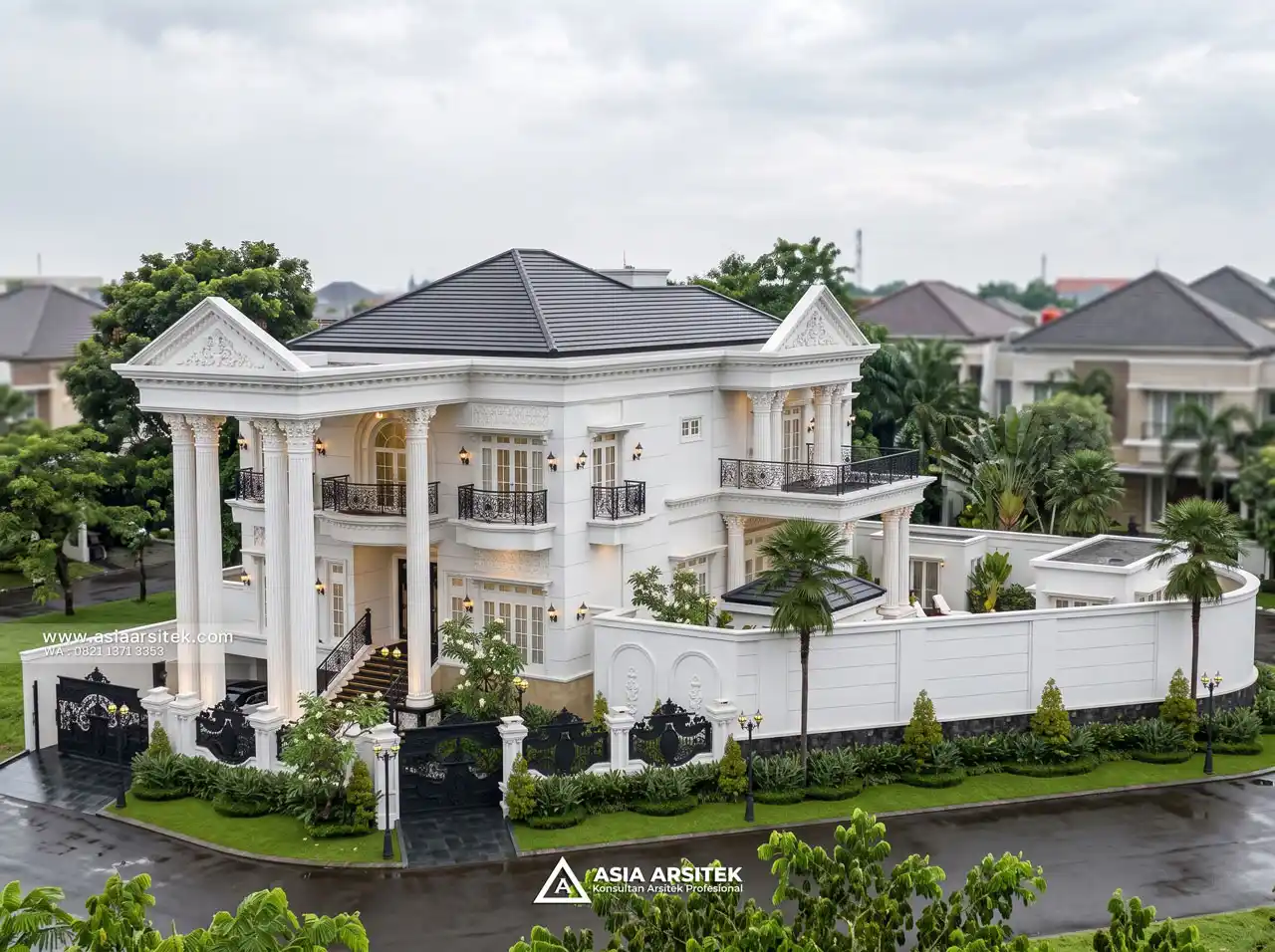 Jasa Desain View Atas Rumah Klasik 3 Lantai Bapak LMN di Sentul City Bogor
